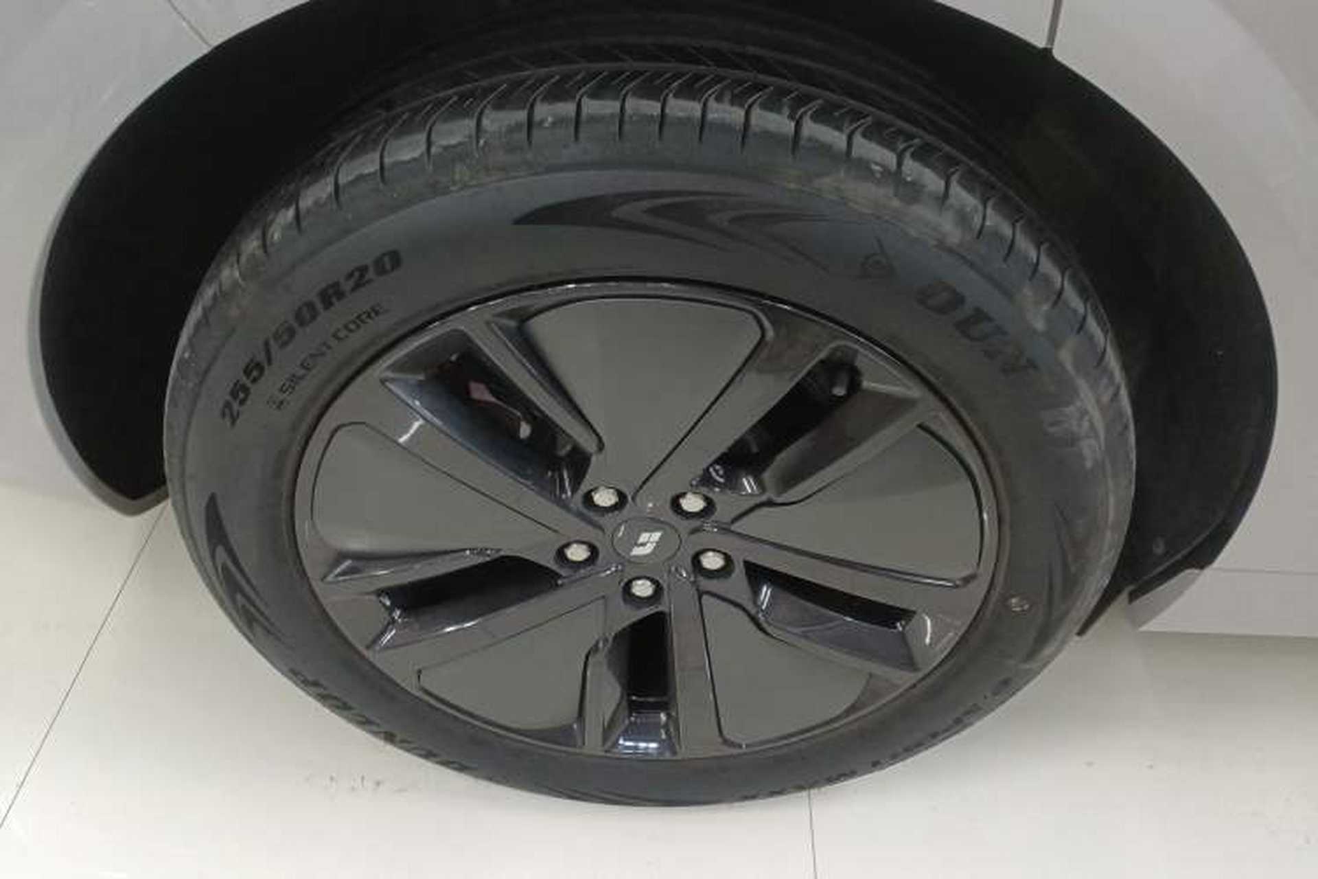 Used Li Auto L6 2024 Max Exterior 5