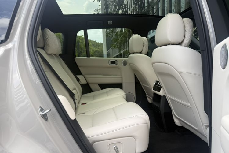 Used Li Auto L6 2024 Pro Model Exterior 7