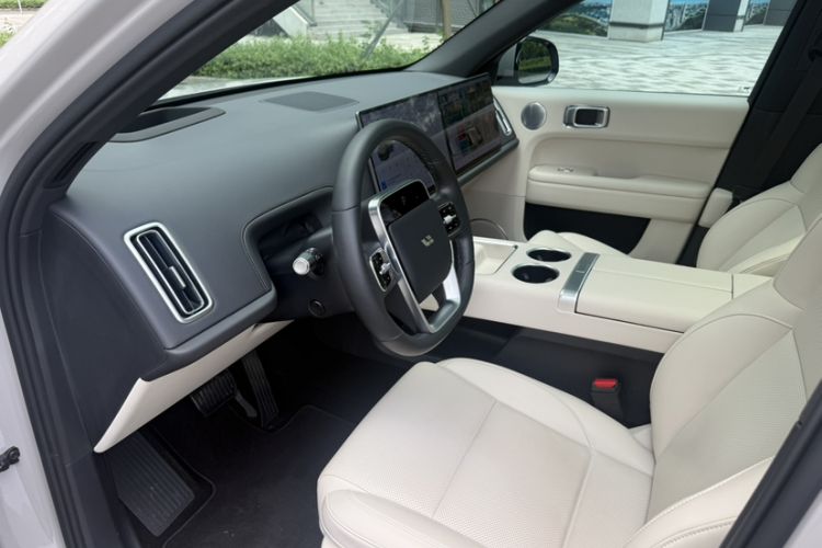 Used Li Auto L6 2024 Pro Model Exterior 8