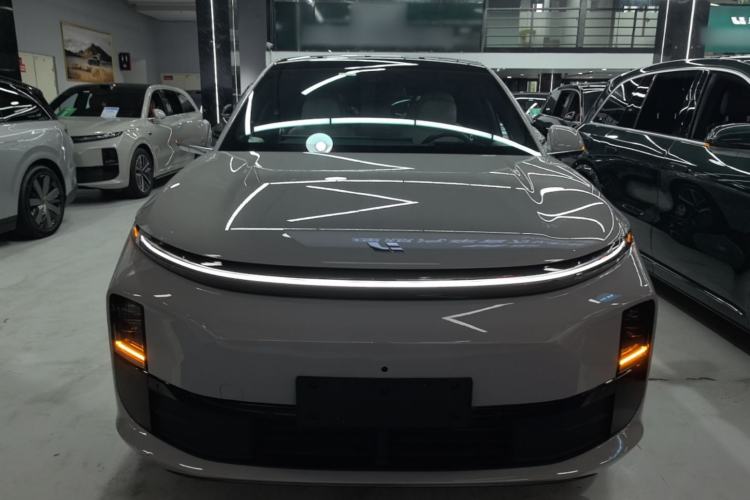 Used Li Auto L6 2024 Pro Model Front