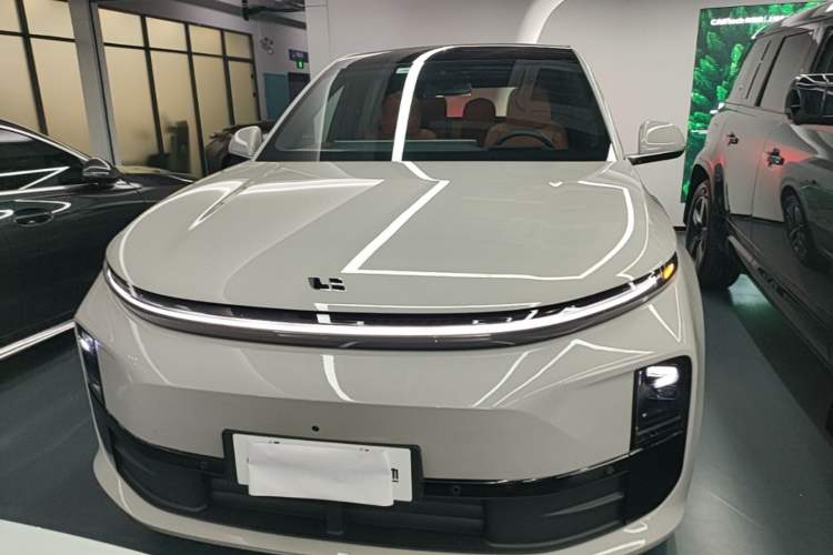 Used Li Auto L6 2024 Pro Model Front