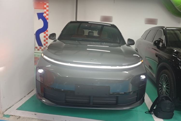 Used Li Auto L6 2024 Pro Model Front
