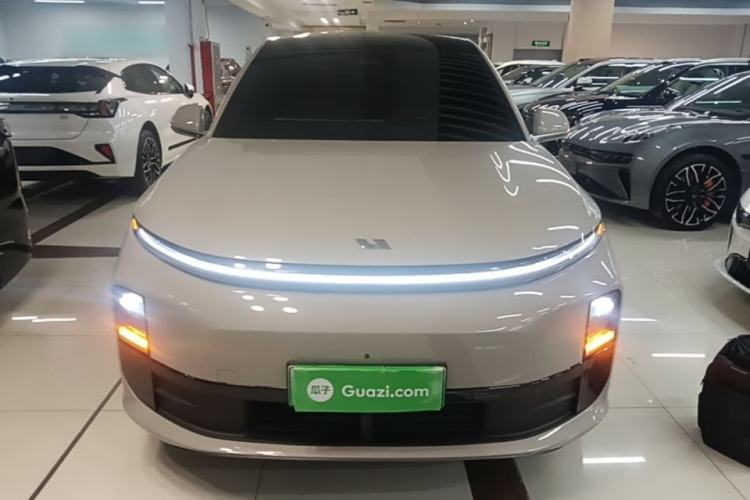 Used Li Auto L6 2024 Pro Model Front