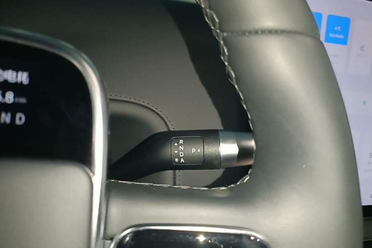 Used Li Auto L6 2024 Max Gear Lever