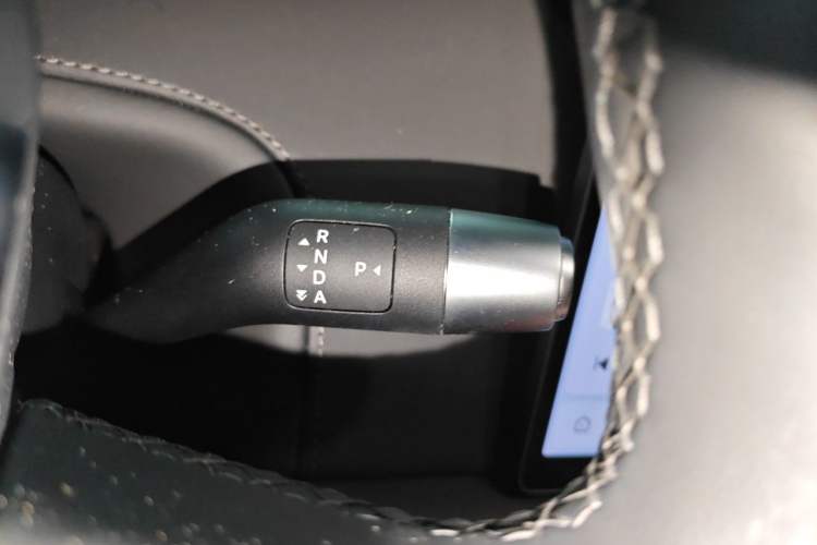 Used Li Auto L6 2024 Pro Model Gear Lever