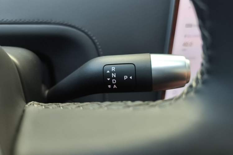 Used Li Auto L6 2024 Pro Model Gear Lever
