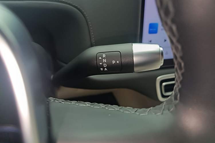 Used Li Auto L6 2024 Pro Model Gear Lever