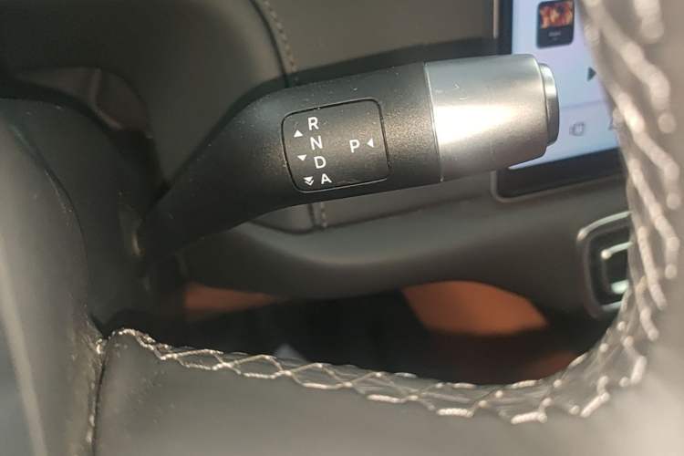 Used Li Auto L6 2024 Pro Model Gear Lever