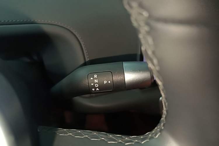 Used Li Auto L6 2024 Max Gear Lever