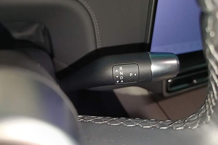 Used Li Auto L6 2024 Max Gear Lever