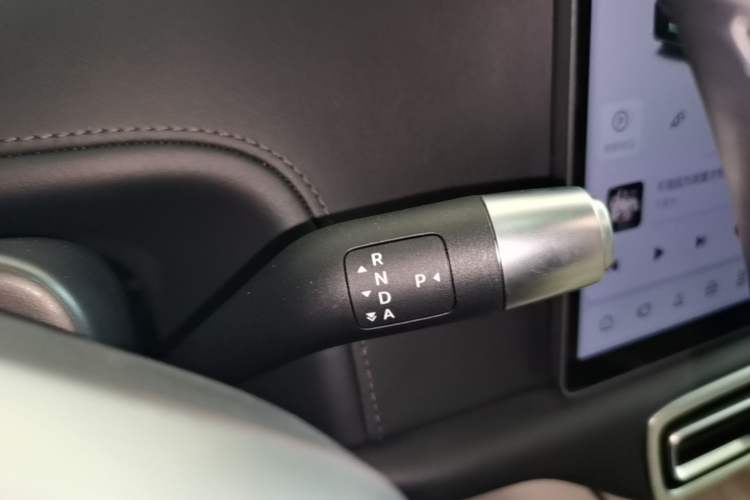Used Li Auto L6 2024 Pro Model Gear Lever