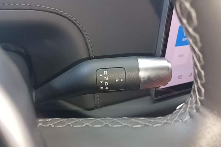 Used Li Auto L6 2024 Pro Model Gear Lever