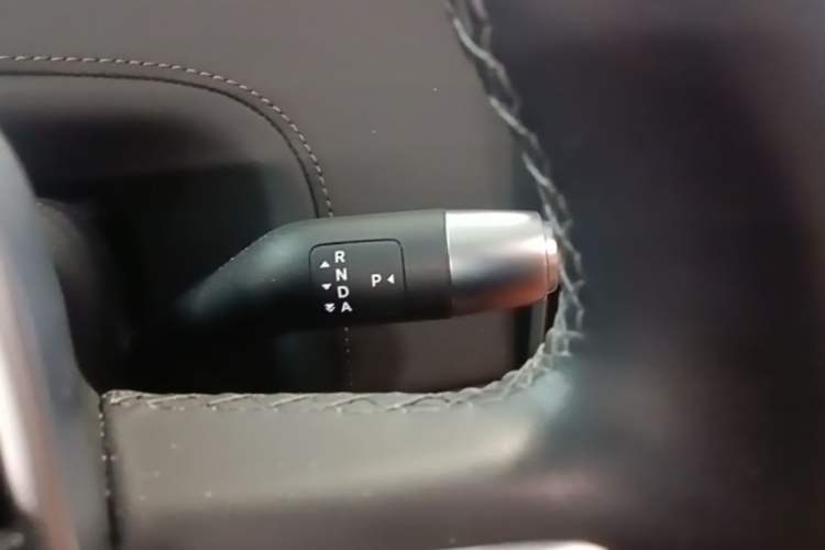 Used Li Auto L6 2024 Pro Model Gear Lever