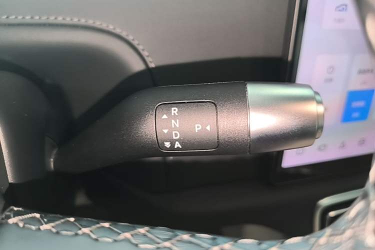 Used Li Auto L6 2024 Max Gear Lever