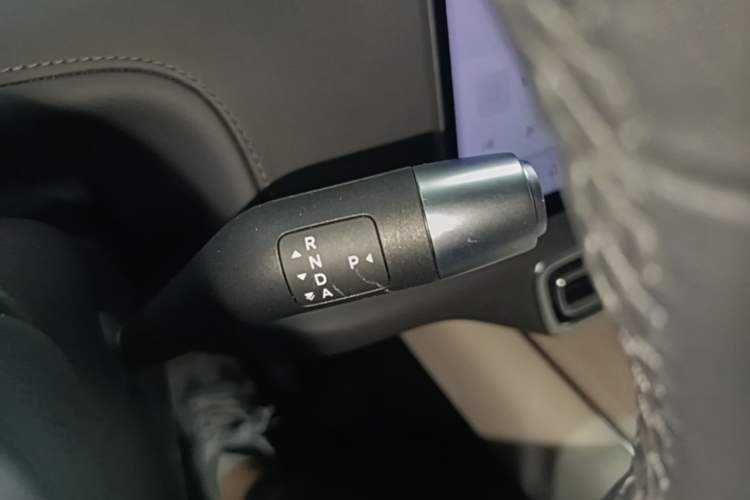 Used Li Auto L6 2024 Max Gear Lever