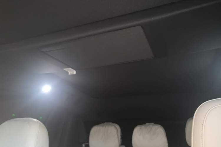 Used Li Auto L6 2024 Pro Model Headliner