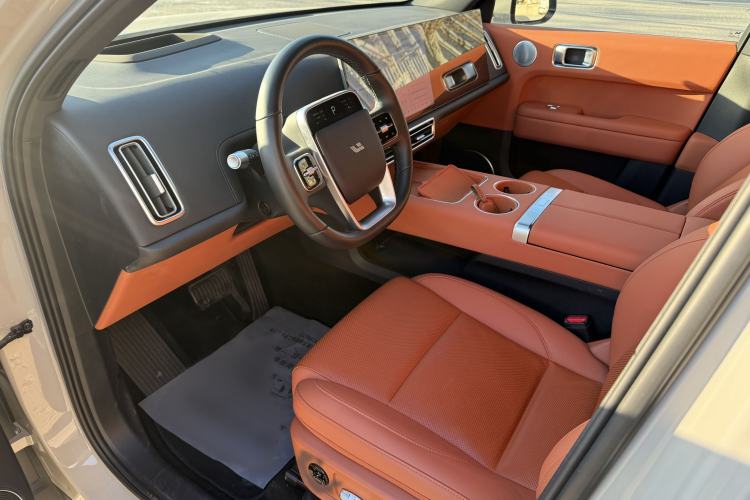 Used Li Auto L6 2024 Pro Model Interior 1