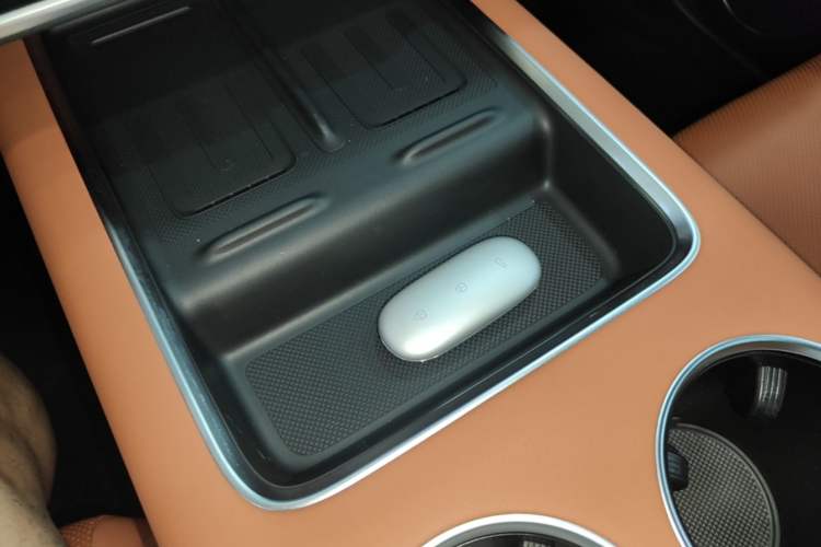 Used Li Auto L6 2024 Pro Model Interior 1