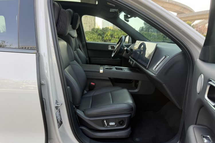 Used Li Auto L6 2024 Pro Model Interior 2