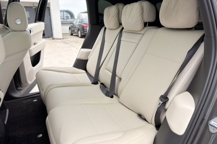 Used Li Auto L6 2024 Pro Model Interior 4