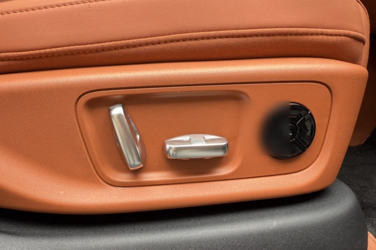 Used Li Auto L6 2024 Pro Model Interior 9