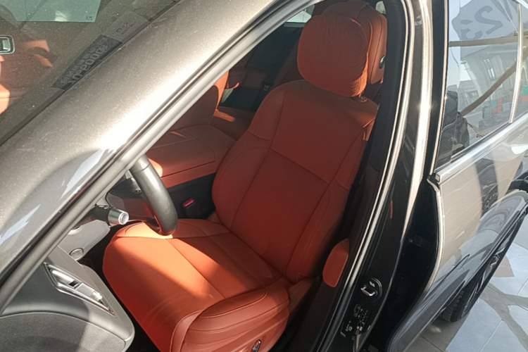 Used Li Auto L6 2024 Pro Model Left Front Seat
