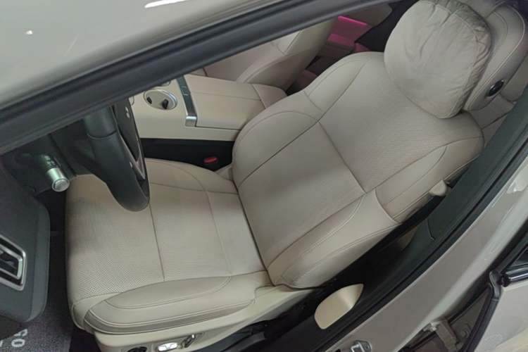 Used Li Auto L6 2024 Pro Model Left Front Seat
