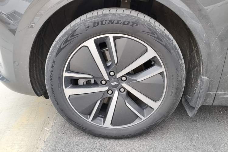 Used Li Auto L6 2024 Pro Model Left Front Wheel Hub