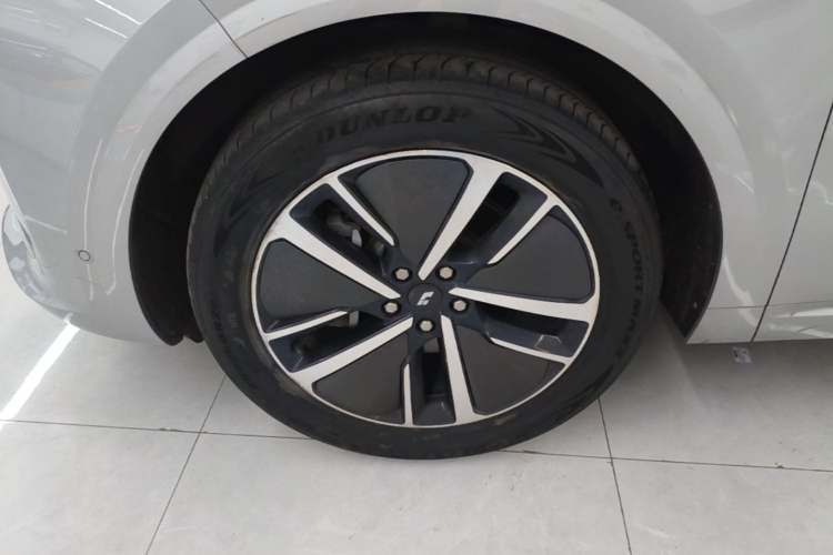 Used Li Auto L6 2024 Pro Model Left Front Wheel Hub