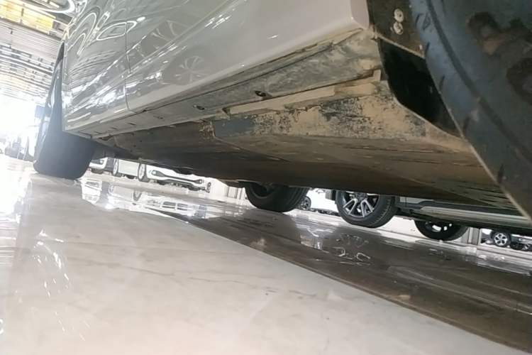 Used Li Auto L6 2024 Max Left Side Sill