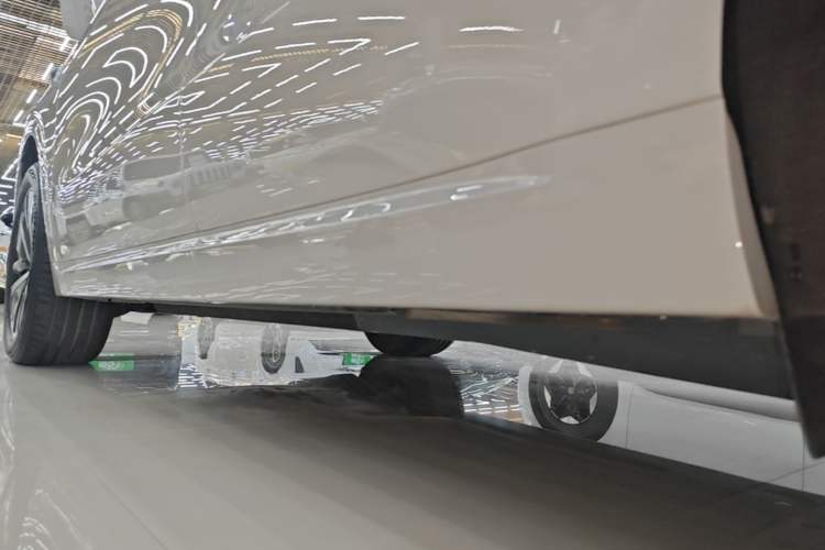 Used Li Auto L6 2024 Max Left Side Sill