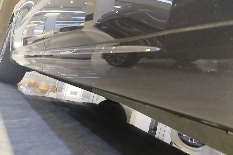 Used Li Auto L6 2024 Pro Model Left Side Sill