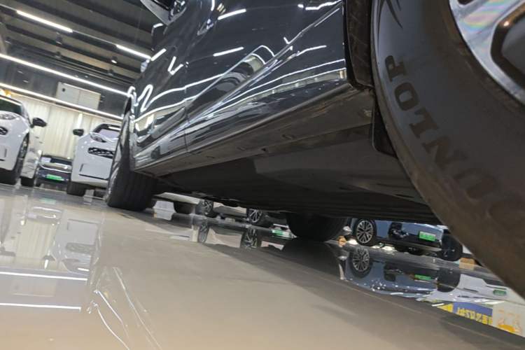 Used Li Auto L6 2024 Pro Model Left Side Sill