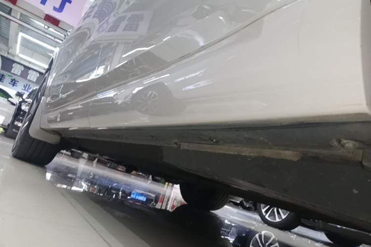 Used Li Auto L6 2024 Pro Model Left Side Sill