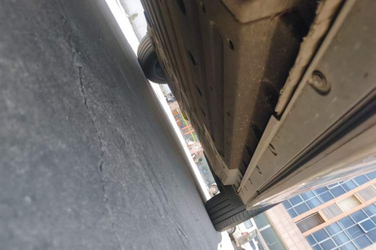 Used Li Auto L6 2024 Pro Model Left Side Sill