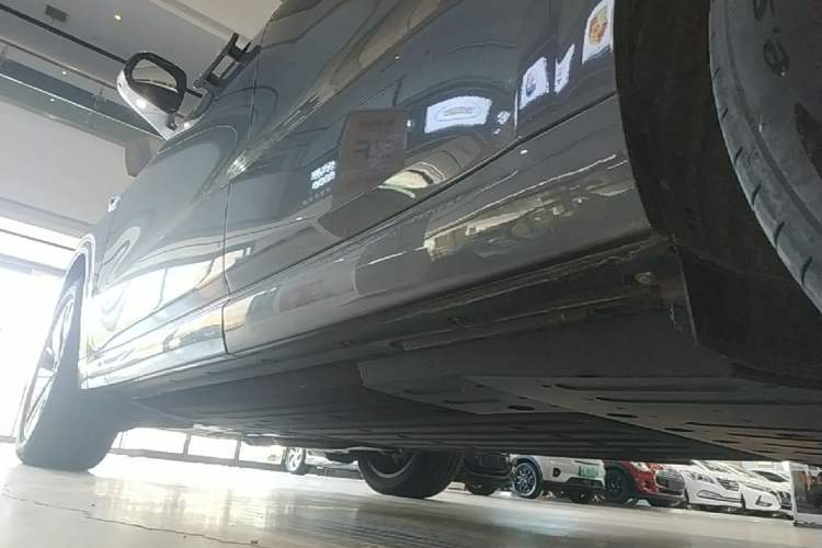 Used Li Auto L6 2024 Pro Model Left Side Sill