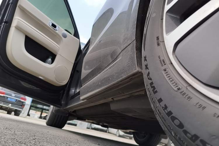 Used Li Auto L6 2024 Pro Model Left Side Sill