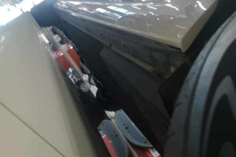Used Li Auto L6 2024 Pro Model Left Side Sill