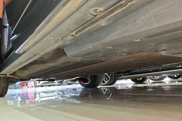 Used Li Auto L6 2024 Pro Model Left Side Sill