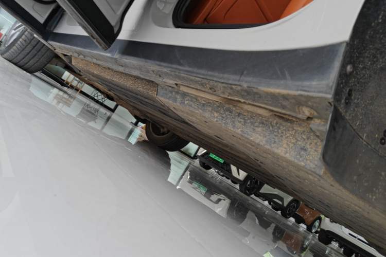 Used Li Auto L6 2024 Pro Model Left Side Sill