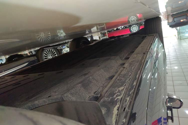 Used Li Auto L6 2024 Pro Model Left Side Sill