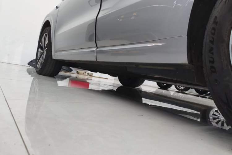 Used Li Auto L6 2024 Pro Model Left Side Sill