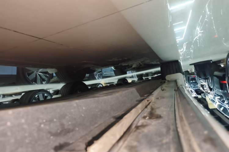 Used Li Auto L6 2024 Pro Model Left Side Sill