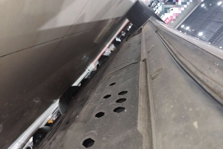 Used Li Auto L6 2024 Pro Model Left Side Sill