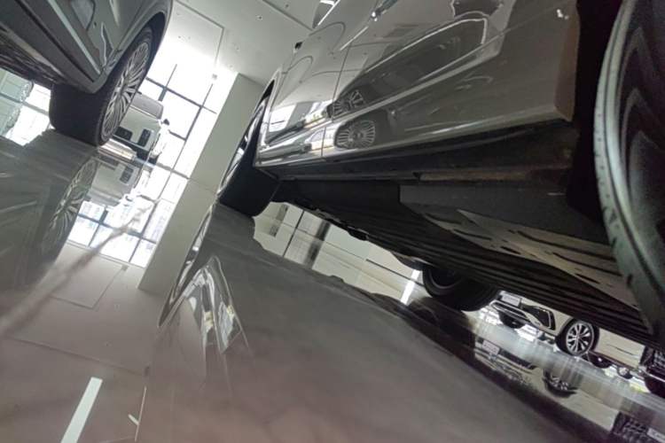 Used Li Auto L6 2024 Pro Model Left Side Sill