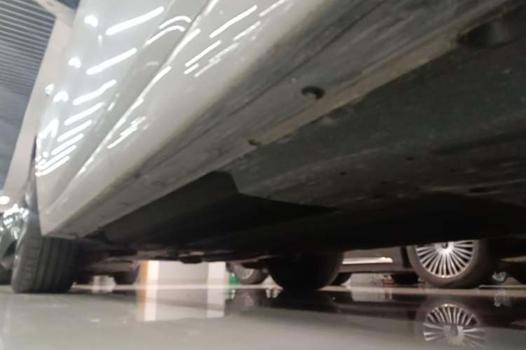 Used Li Auto L6 2024 Pro Model Left Side Sill