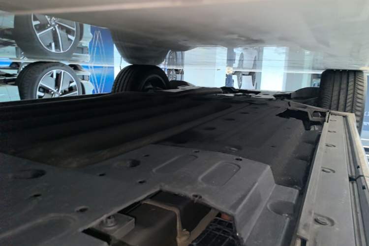 Used Li Auto L6 2024 Max Left Side Sill