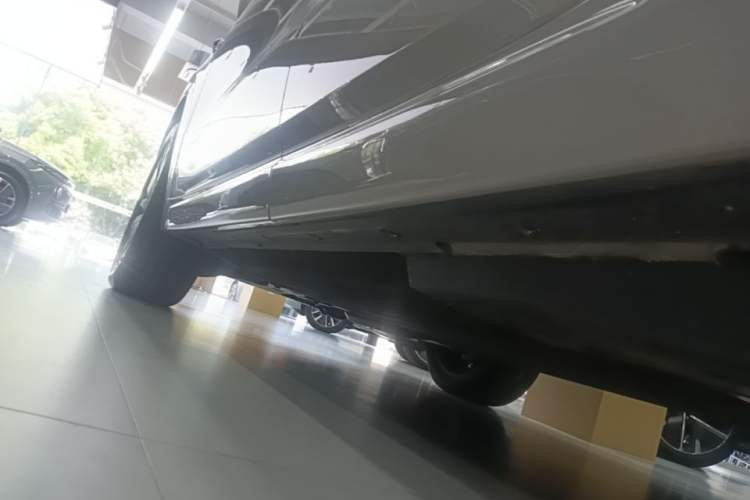 Used Li Auto L6 2024 Max Left Side Sill