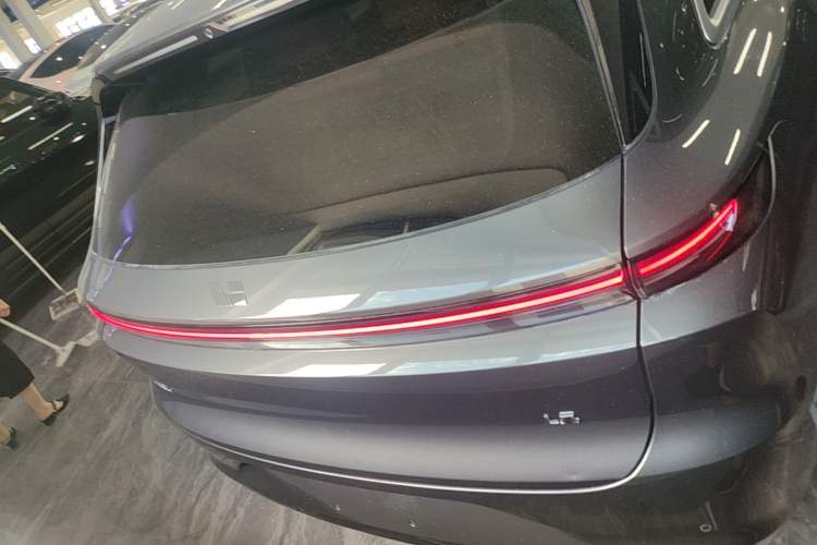 Used Li Auto L6 2024 Pro Model Rear