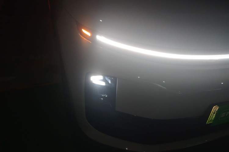 Used Li Auto L6 2024 Pro Model Right Front Headlight